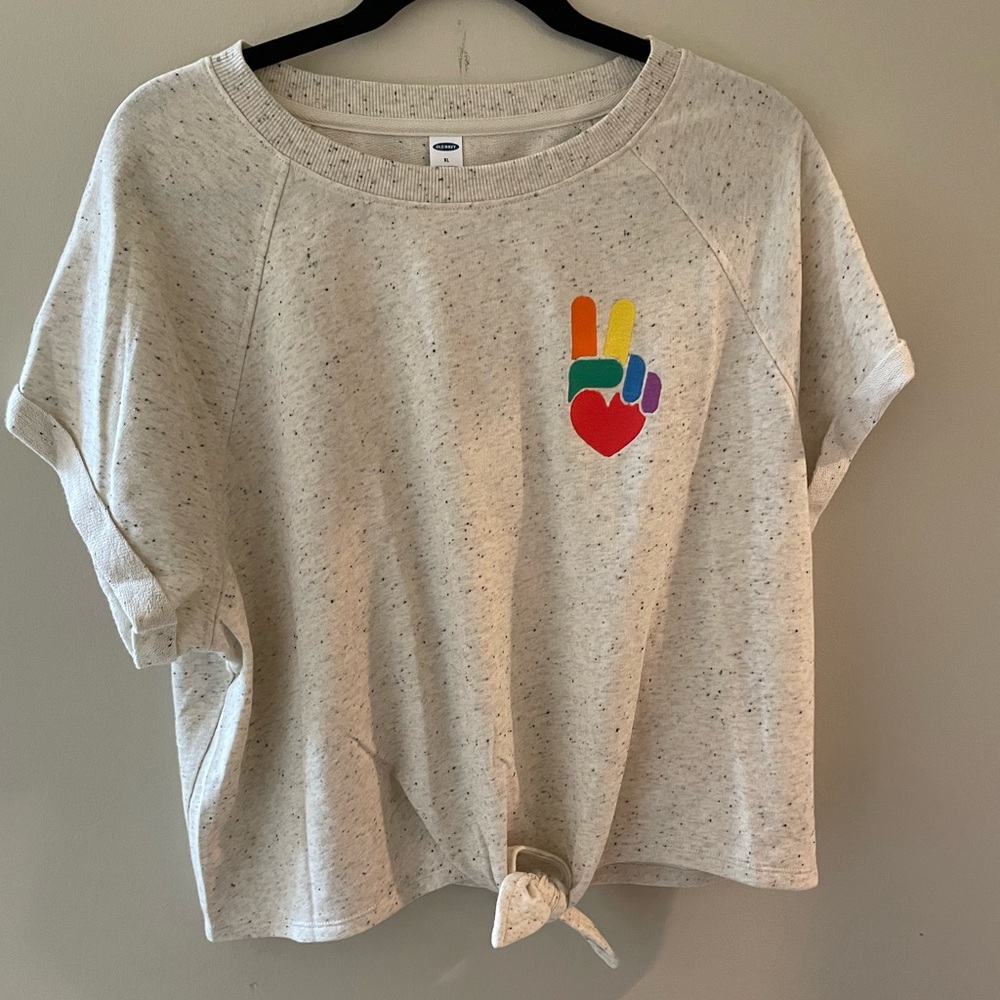 Old Navy cropped short sleeved sweatshirt size XL